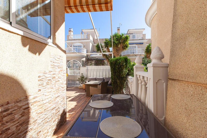 4 soveværelse Villa til salg