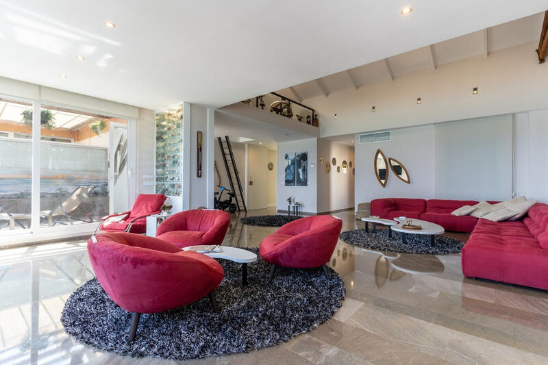 3 bedroom Apartment for sale