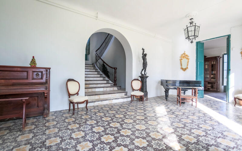 7 Cuarto Villa en venta