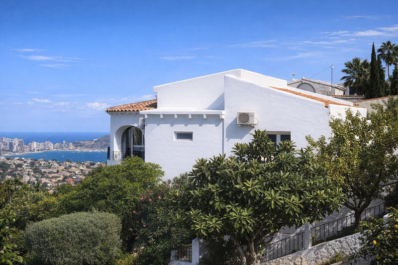 Villa Te koop in Calpe, Alicante
