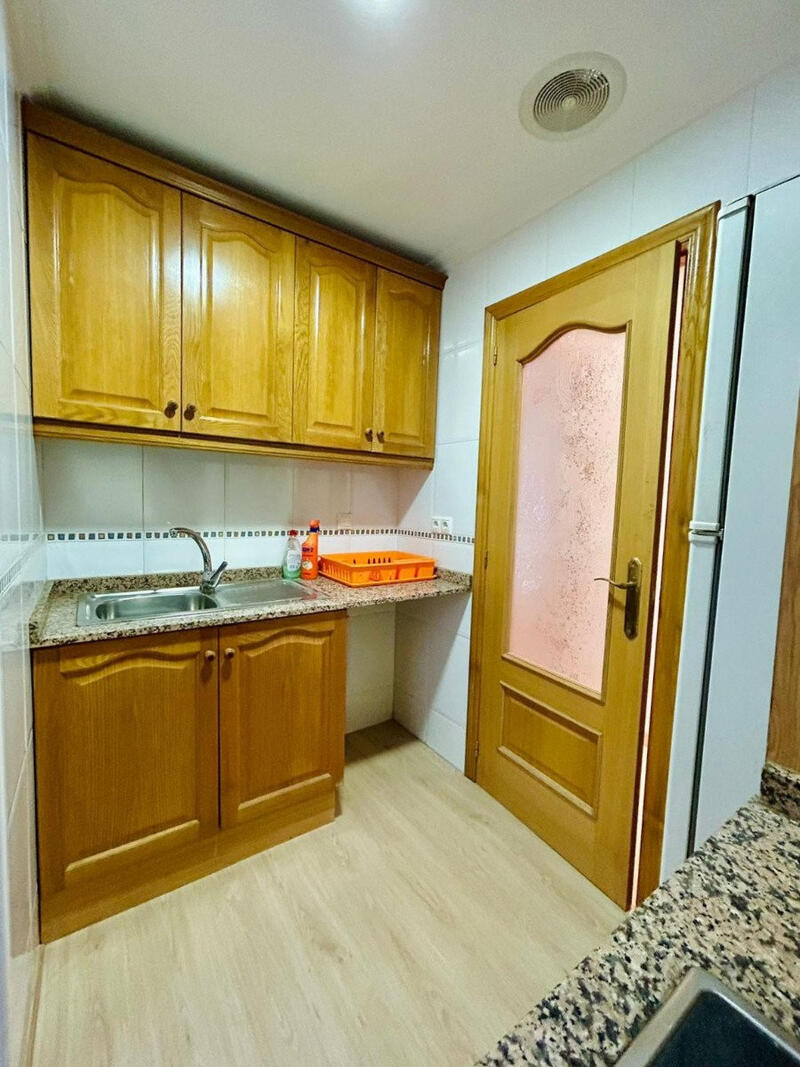 2 slaapkamer Appartement Te koop 2 slaapkamer Appartement Te koop