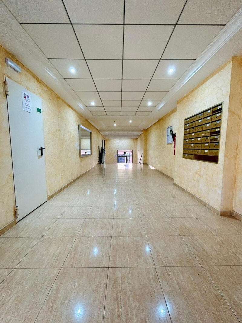 2 slaapkamer Appartement Te koop 2 slaapkamer Appartement Te koop