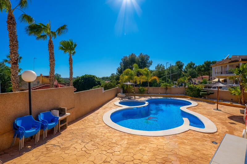 2 bedroom Duplex for sale