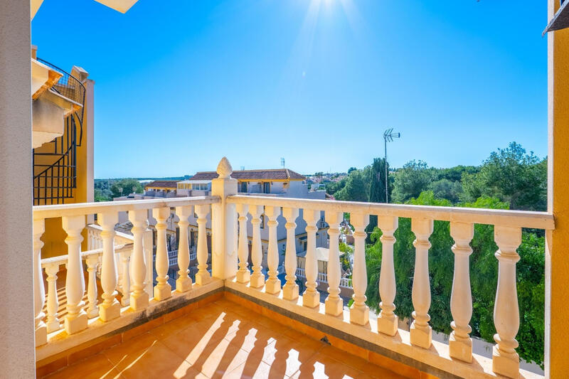 2 bedroom Duplex for sale