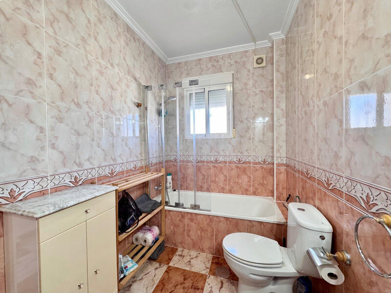 2 bedroom Townhouse for sale 2 bedroom Townhouse for sale