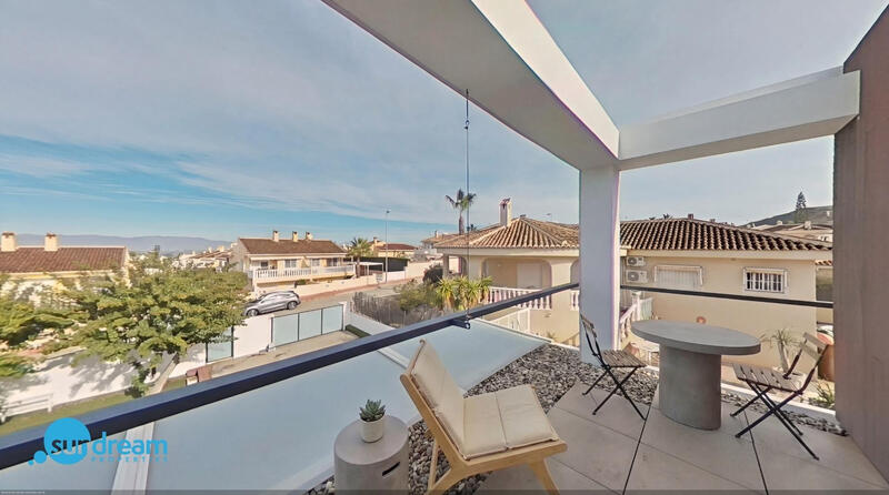 3 slaapkamer Villa Te koop 3 slaapkamer Villa Te koop