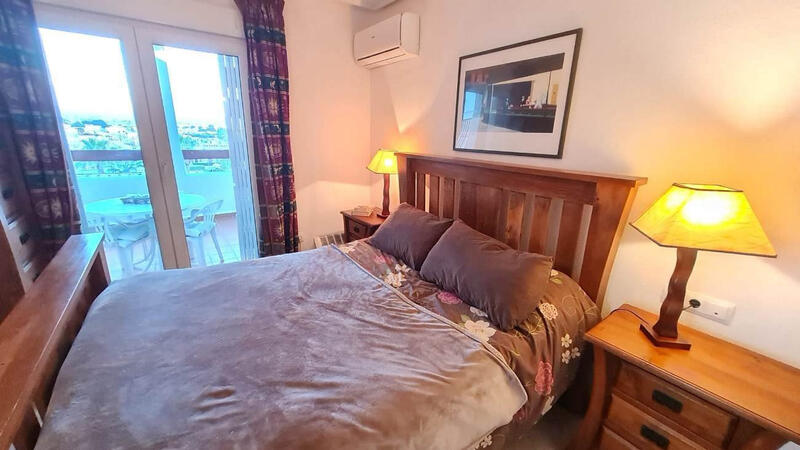 2 bedroom Apartment for sale