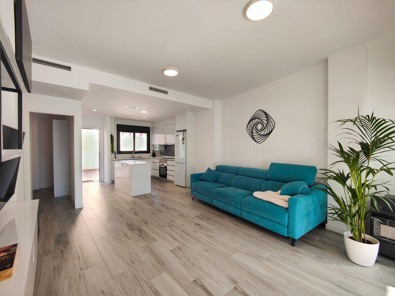 3 спальная комната квартира продается