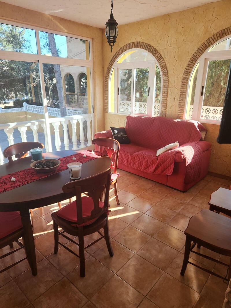 2 Cuarto Villa en venta 2 Cuarto Villa en venta