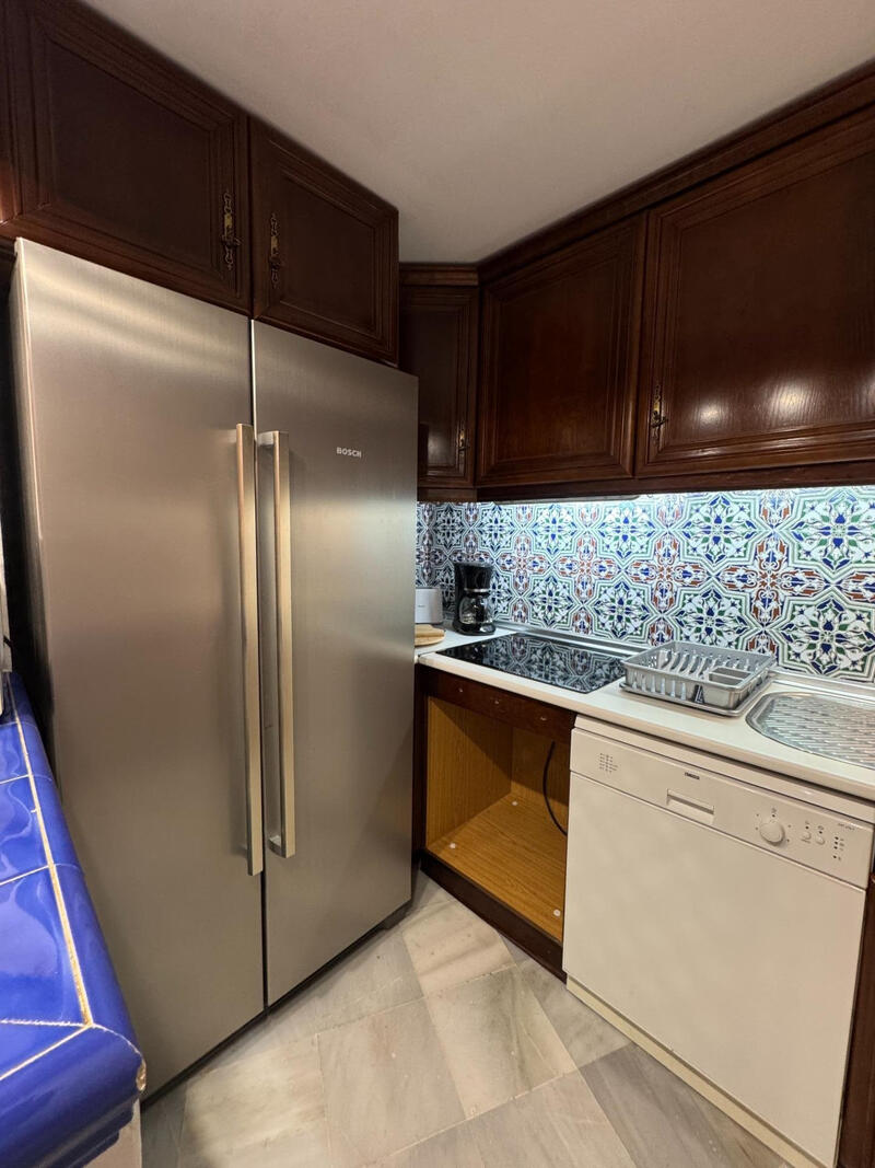 3 спальная комната квартира продается