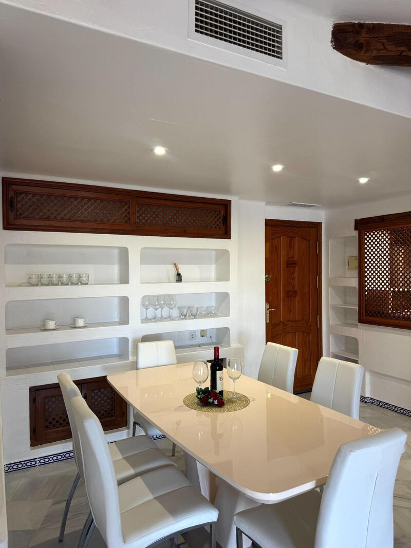 3 спальная комната квартира продается