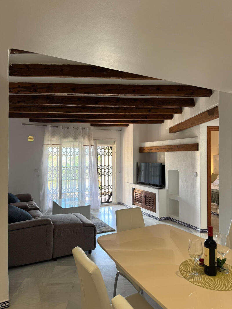 3 спальная комната квартира продается