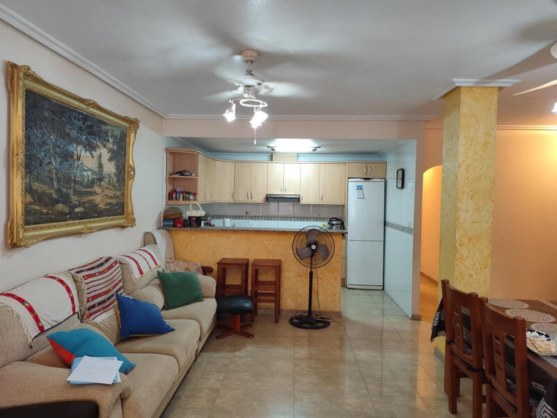 4 bedroom Apartment for sale 4 bedroom Apartment for sale