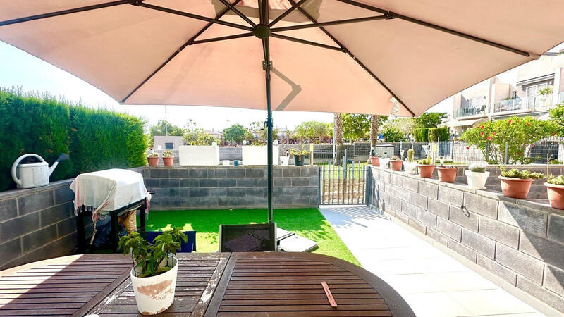 2 sovrum Radhus till salu