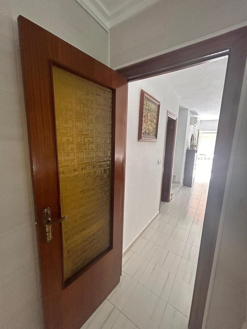 3 sovrum Radhus till salu