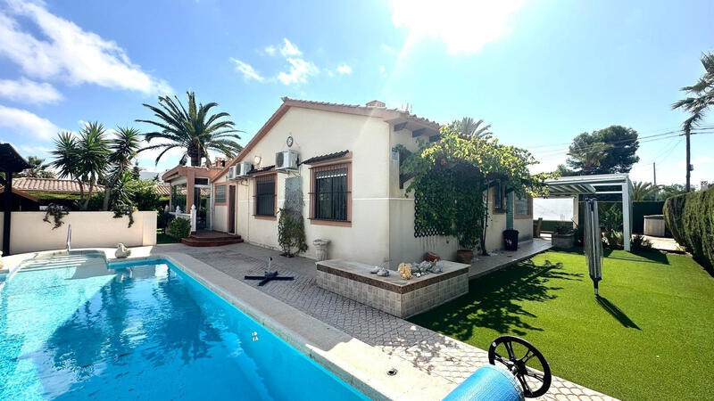 Villa for sale in Cabo Roig, Alicante
