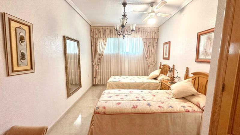 1 slaapkamer Appartement Te koop