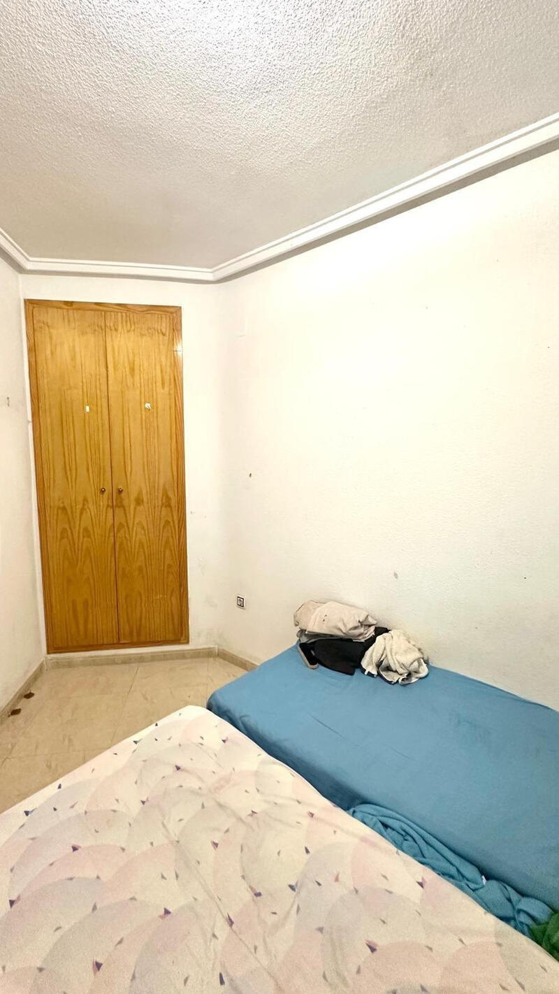 2 спальная комната квартира продается