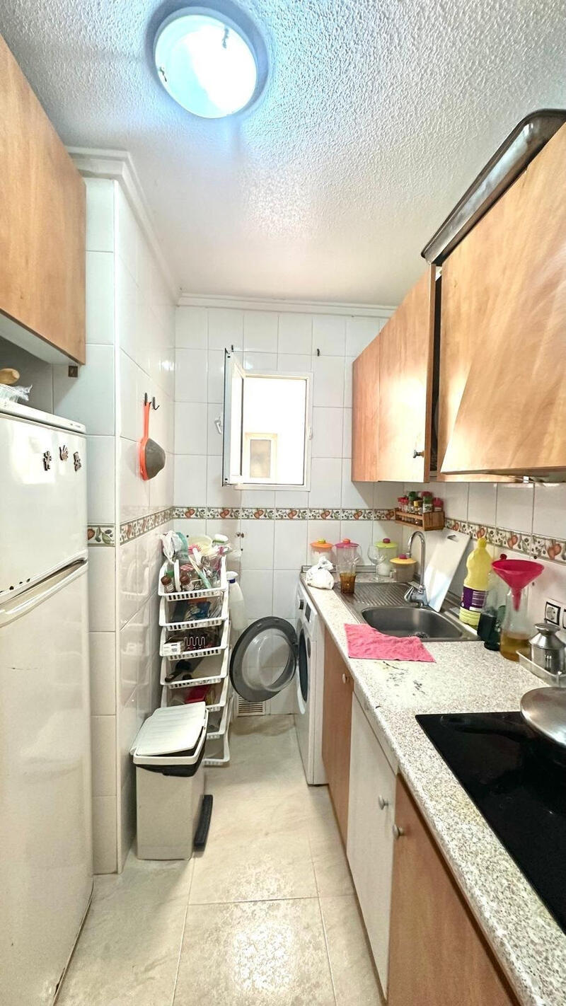 2 спальная комната квартира продается