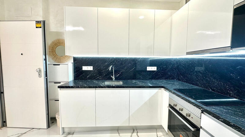 2 slaapkamer Appartement Te koop