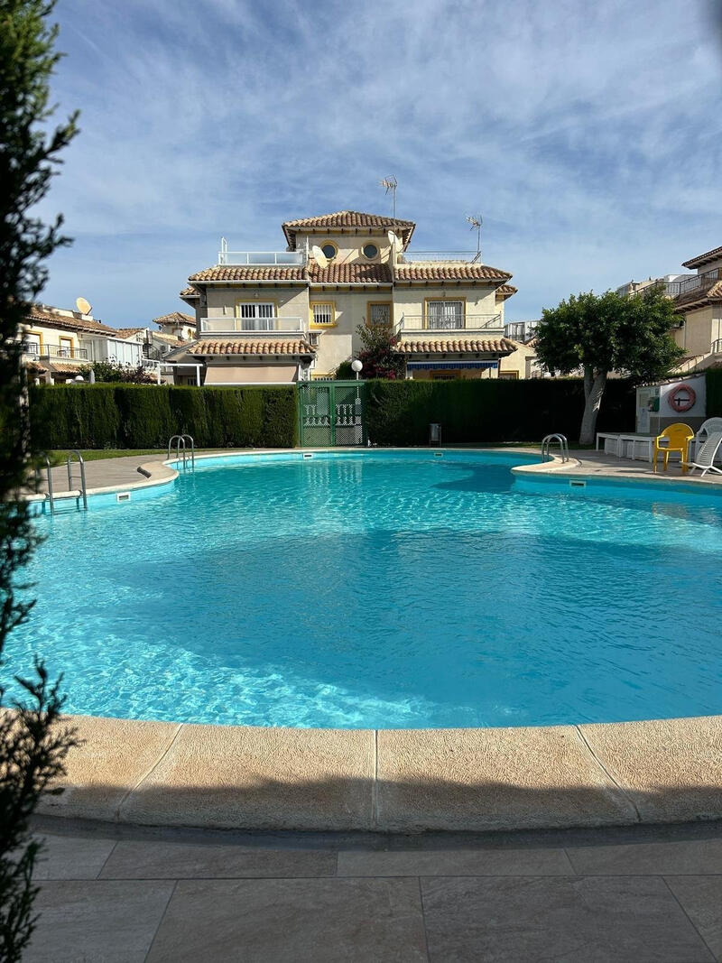 2 bedroom Duplex for sale