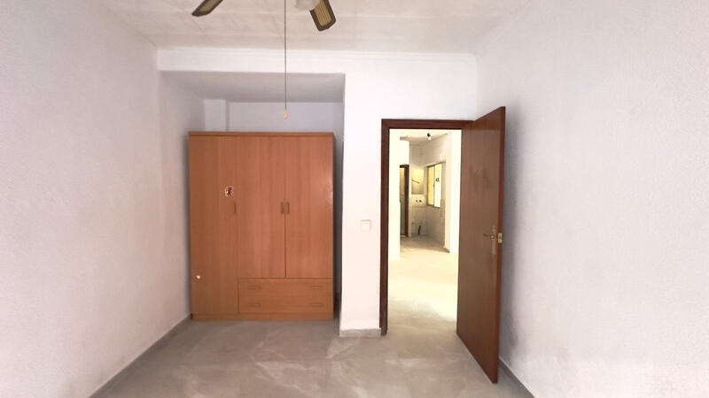 3 спальная комната квартира продается