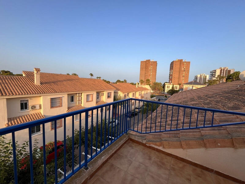 3 Cuarto Adosado en venta