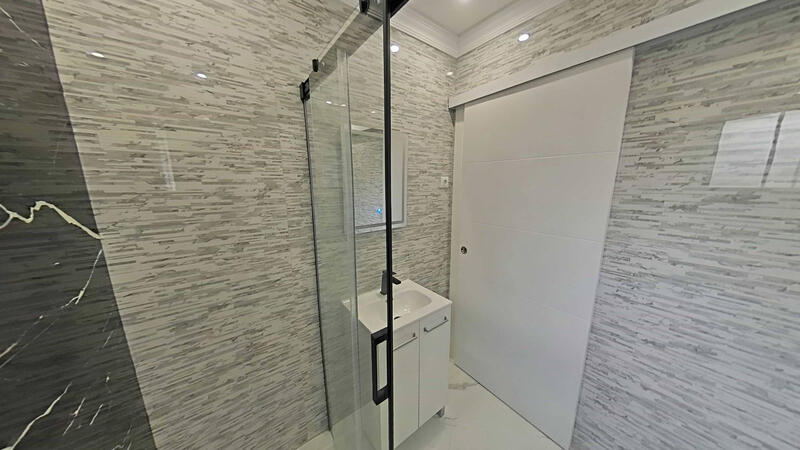 3 спальная комната городская тюрьма продается 3 спальная комната городская тюрьма продается