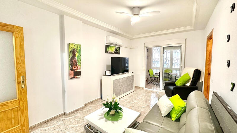 Apartment for sale in Torrevieja, Alicante