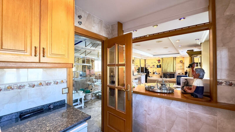 2 Schlafzimmer Appartement zu verkaufen