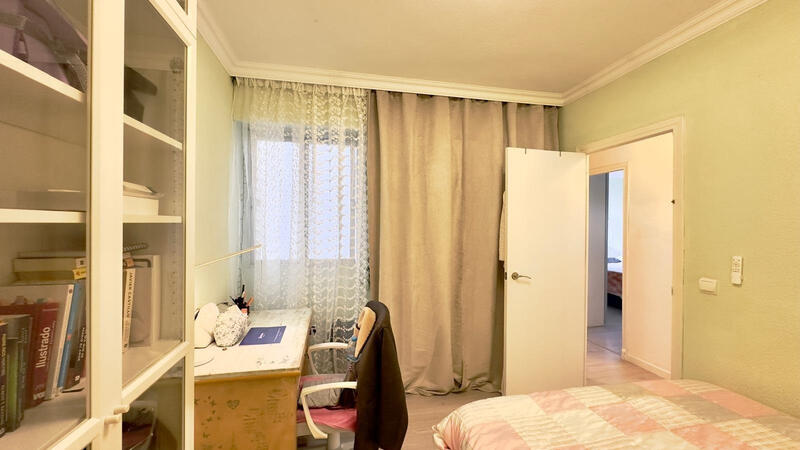 4 chambre Appartement à vendre