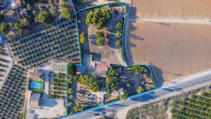 4 спальная комната вилла продается