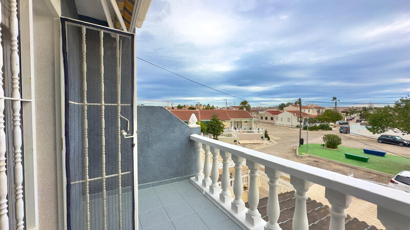 2 Schlafzimmer Stadthaus zu verkaufen