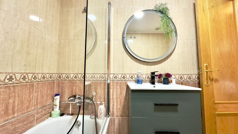 4 bedroom Apartment for sale 4 bedroom Apartment for sale