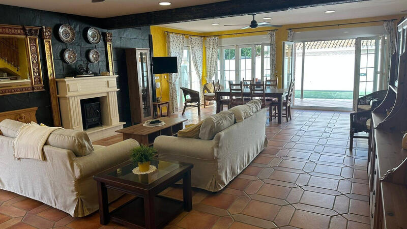 4 bedroom Villa for sale 4 bedroom Villa for sale