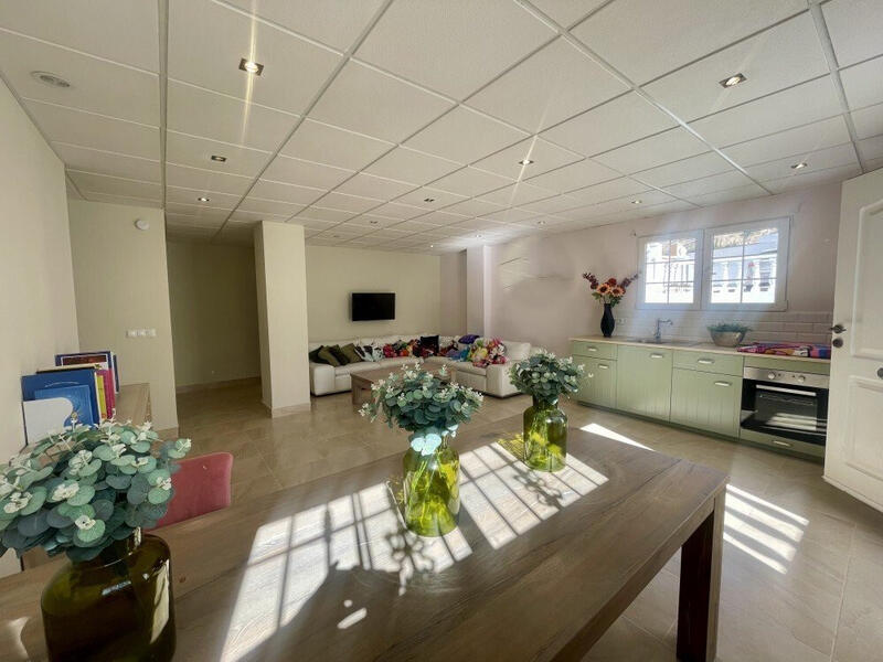 5 спальная комната вилла продается