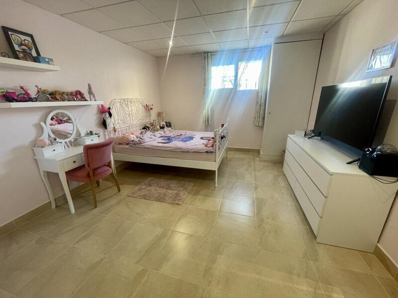 5 спальная комната вилла продается