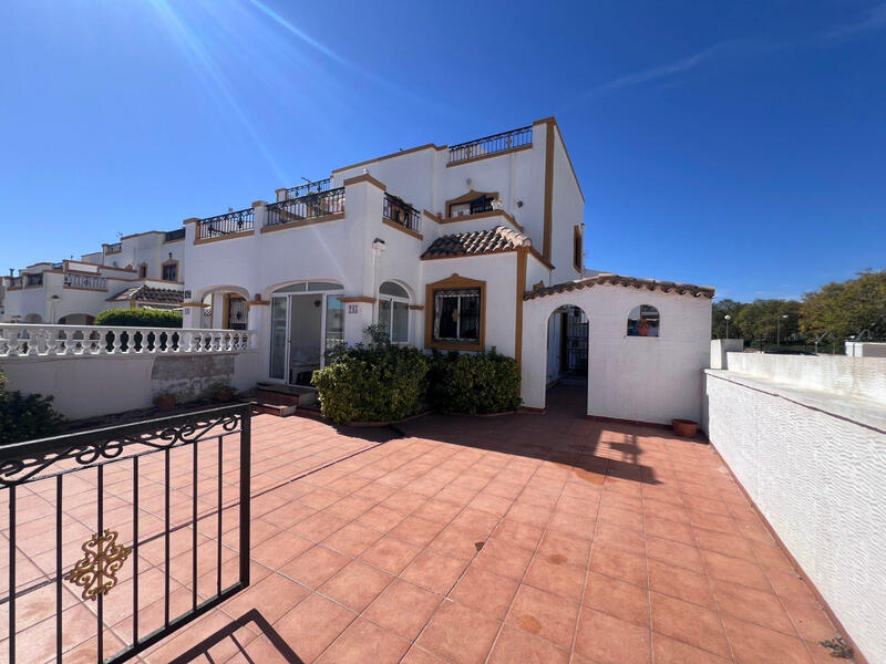 Villa à vendre dans Los Perez (Ayuntamiento Almoradi/Torrevieja), Alicante