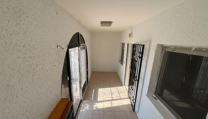 2 Cuarto Villa en venta