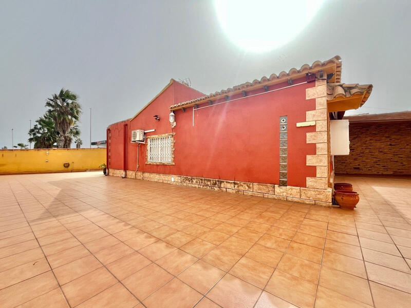 2 bedroom Villa for sale