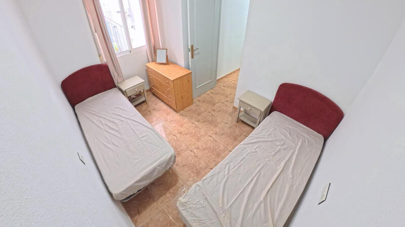 2 спальная комната вилла продается