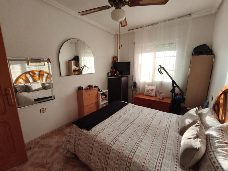 3 bedroom Townhouse for sale