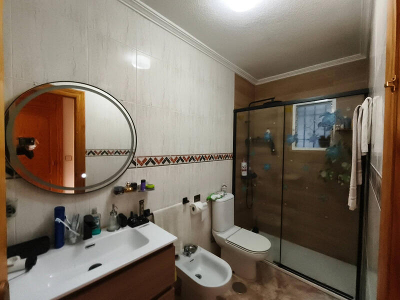 3 bedroom Townhouse for sale