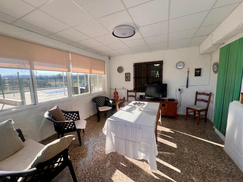 4 bedroom Country House for sale