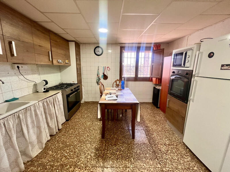 4 bedroom Country House for sale