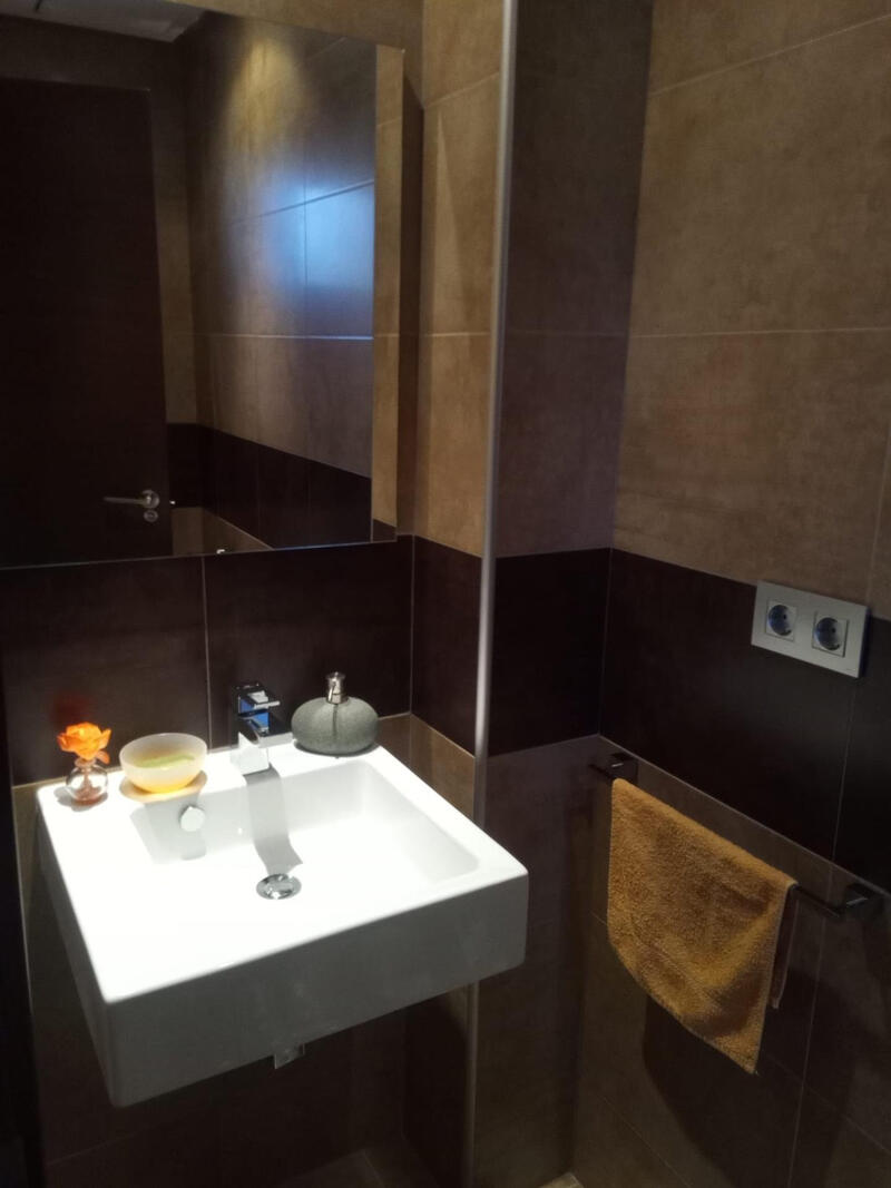 4 спальная комната вилла продается