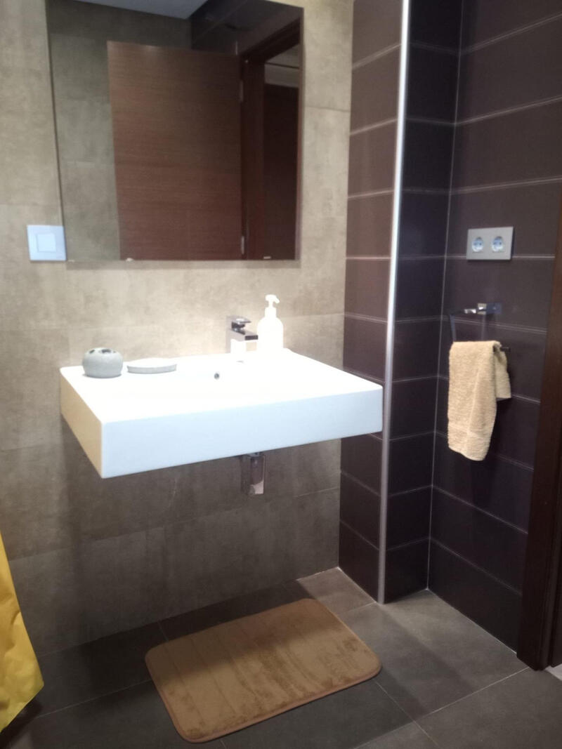 4 спальная комната вилла продается