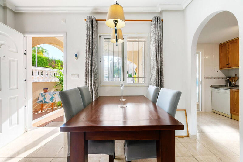 2 bedroom Duplex for sale