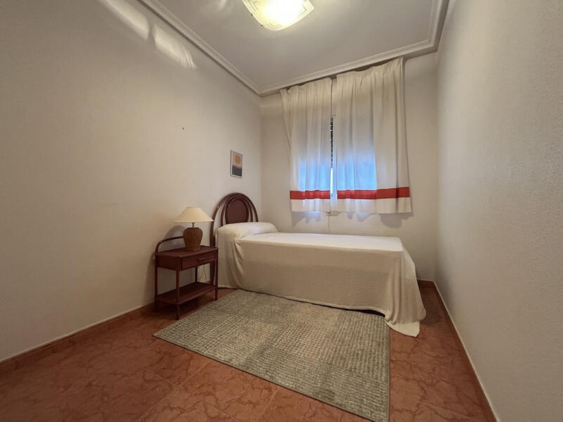 4 bedroom Townhouse for sale