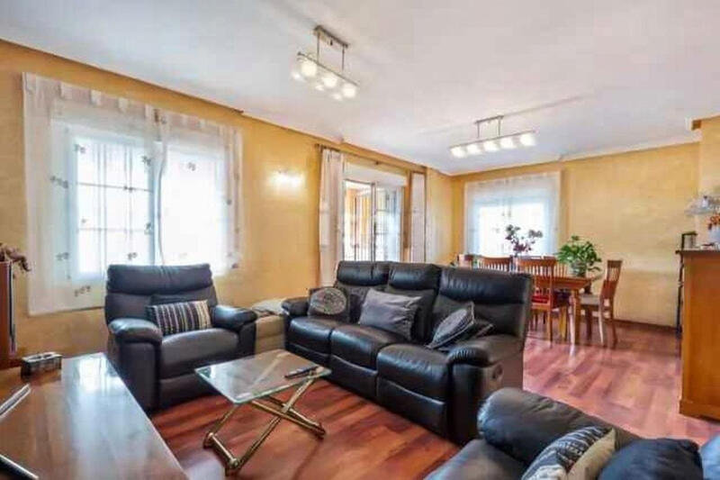 4 bedroom Villa for sale